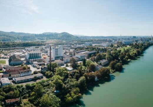 Salina_helvetica_aussenbereich_mit_fluss_Pascal_Gertschen_2023